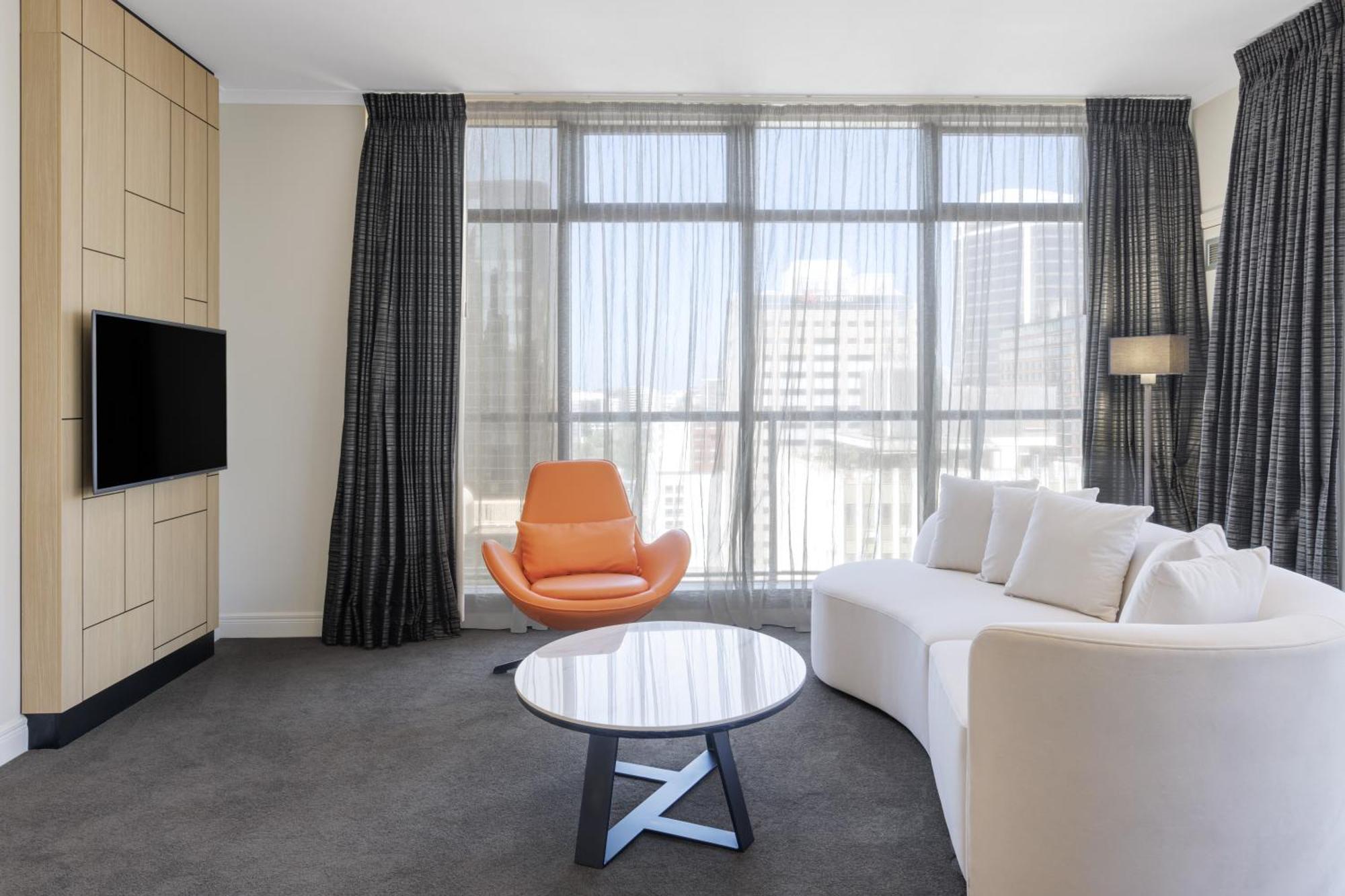 Hotel Adina Citylife 4*